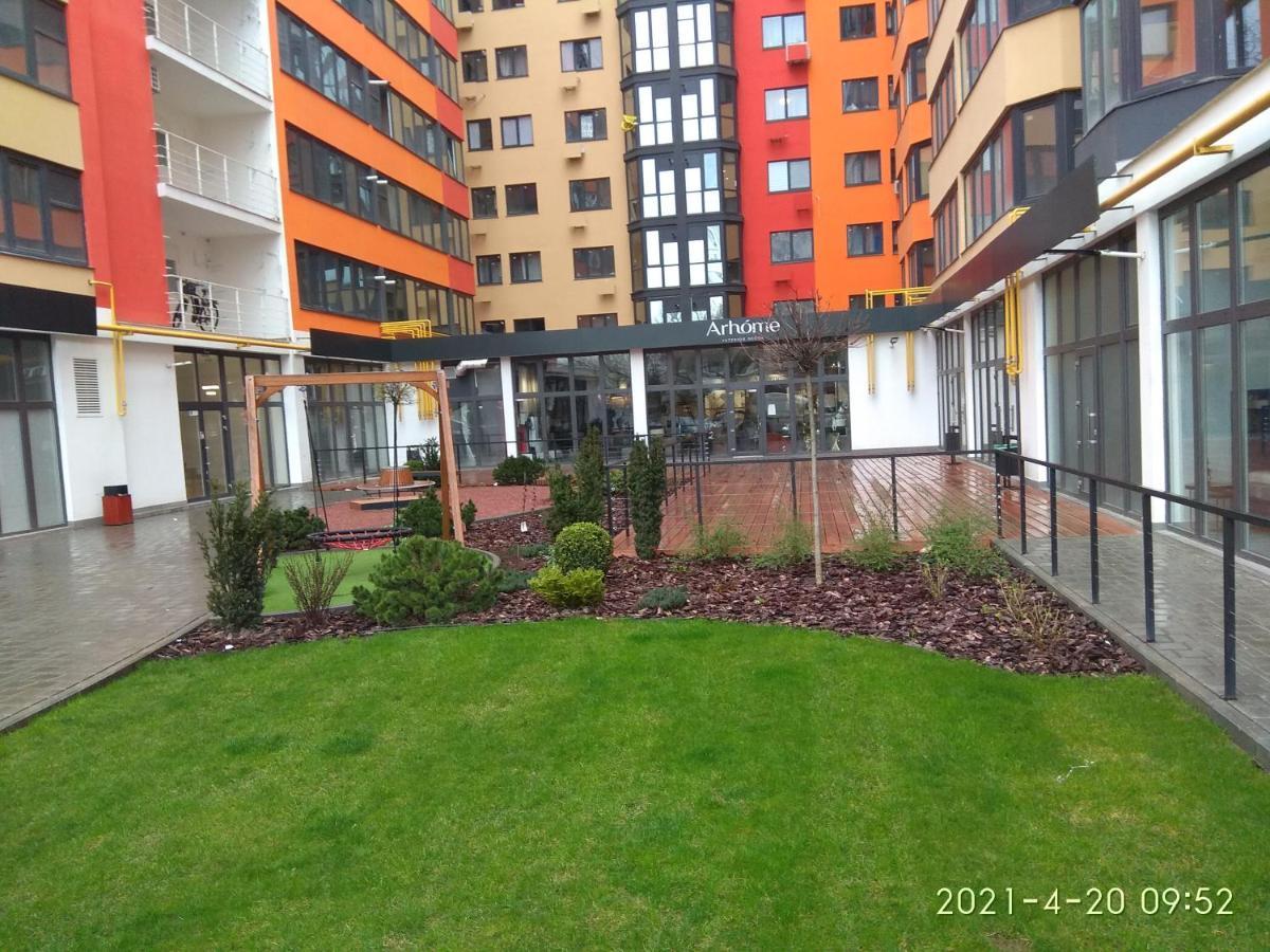 Malinki Apartment Odessa Ngoại thất bức ảnh